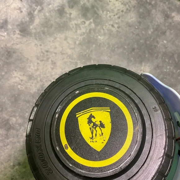 Bye - Picture 3 of 5